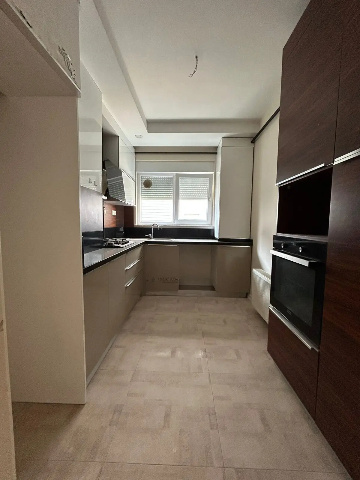Fitted kitchen